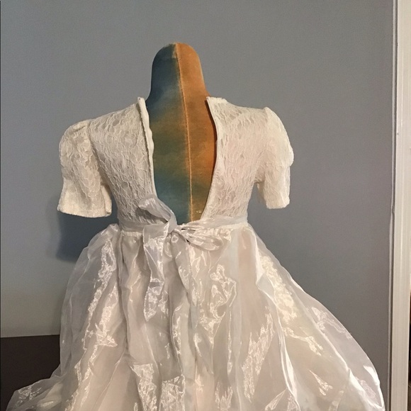 Princess flower girl dress - Picture 3 of 9